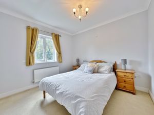 Photo 17- click for photo gallery